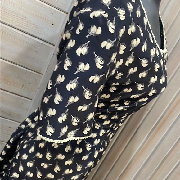 Danny & Nicole Vintage Navy and Cream Button Down Dress Short Sleeves - Picture 6 of 7